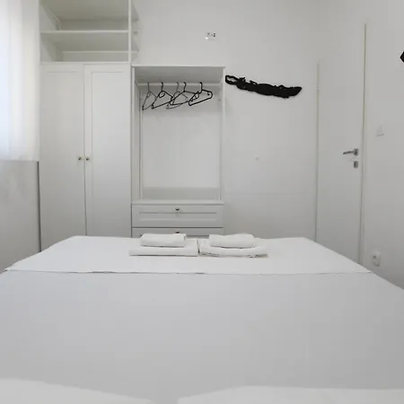 Ciovo Large Seaview Near The Sea In Okrug Τρογκίρ