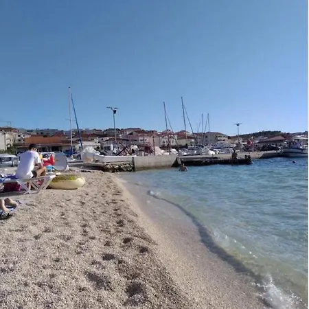 Διαμέρισμα Ciovo Large Seaview Near The Sea In Okrug Τρογκίρ